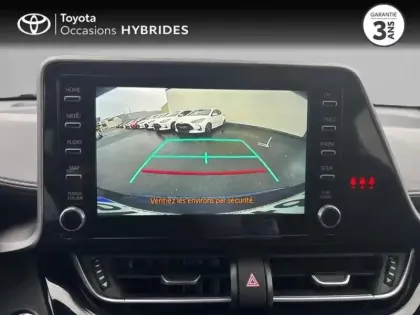 Photo 12 Toyota C-HR  1.8 Hybride 122ch Dynamic Ultimate E-CVT