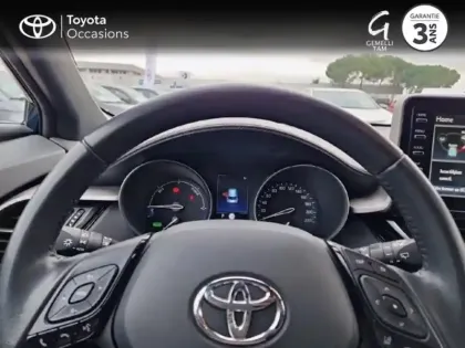 Photo 12 Toyota C-HR  1.8 Hybride 122ch Dynamic E-CVT