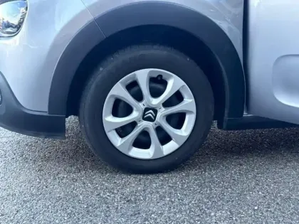 Photo 10 Citroën C3  1.5 BlueHDi 100ch S&S YOU!