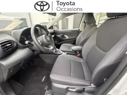 Photo 11 Toyota Yaris  116h Dynamic 5p MY22