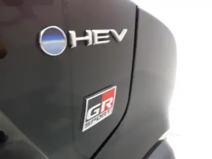 Photo 12 Toyota C-HR  2.0 Hybride 200ch GR Sport Premiere AWD-i NG23