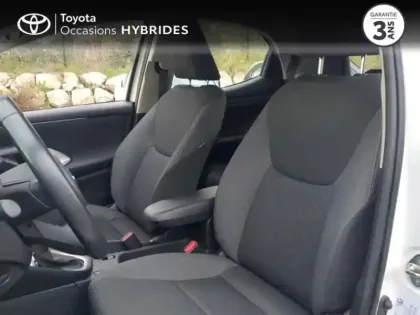 Photo 10 Toyota Yaris  116h Dynamic 5p MY22
