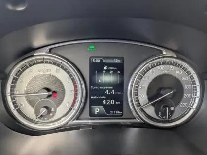 Photo 9 Suzuki Vitara  1.5 Dualjet Hybrid 115ch Privilège Auto