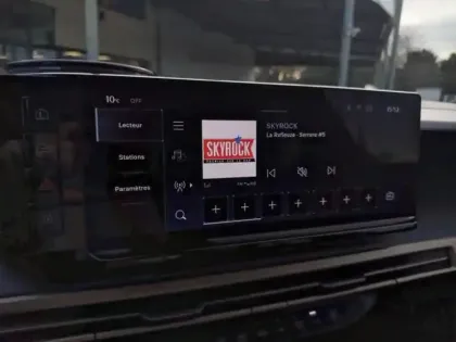 Photo 13 Lancia Ypsilon  1.2 Ibrida 100ch LX eDCT6