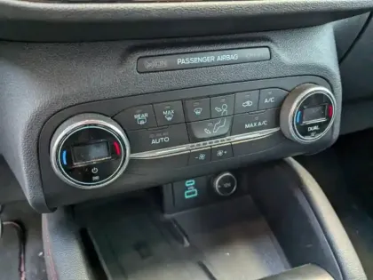 Photo 9 Ford Kuga  1.5 EcoBlue 120ch ST-Line BVA