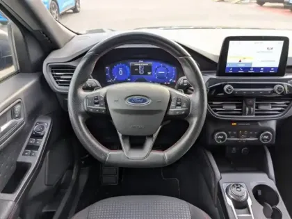 Photo 20 Ford Kuga  1.5 EcoBlue 120ch ST-Line BVA