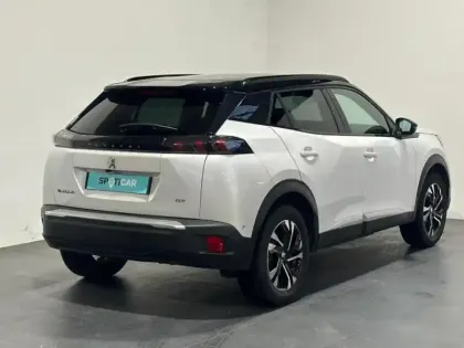 Photo 6 Peugeot 2008  e- 136ch GT