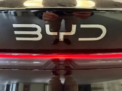 Photo 7 BYD Seal  6 1.5 DM-i 212ch Comfort Lite