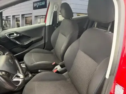 Photo 9 Peugeot 208  1.6 BlueHDi 75ch Style 5p