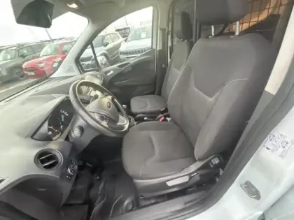 Photo 9 Ford Transit Courier  1.5 TDCI 75ch Stop&Start Trend Business