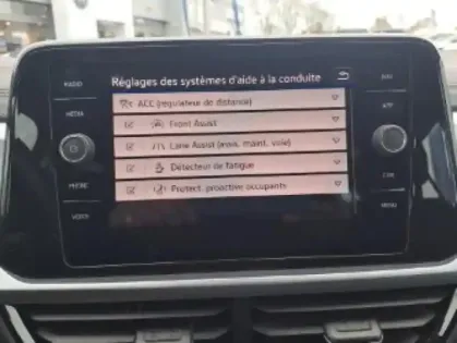 Photo 12 Volkswagen T-roc  1.0 TSI 110ch Life