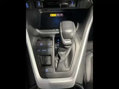 Photo 12 Toyota Rav4  2.5 Hybride 218ch Collection 2WD MY22