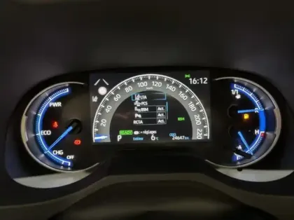 Photo 7 Toyota Rav4  2.5 Hybride 218ch Collection 2WD MY22