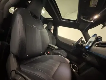 Photo 6 Mini Cooper  3 Portes C 156ch Favoured DKG7