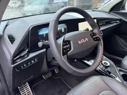 Photo 8 Kia Niro  1.6 GDi 141ch HEV Premium DCT6