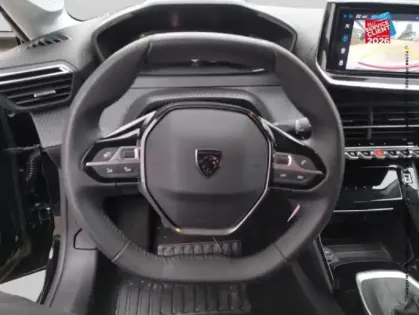 Photo 11 Peugeot 208  1.2 100ch S&S Allure