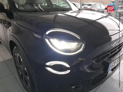 Photo 12 Fiat 600  1.2 Hybrid 100ch La Prima DCT6