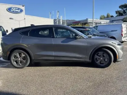 Photo 5 Ford Mustang mach-E  269ch Standard Range 72,6kWh Mach-E Propulsion