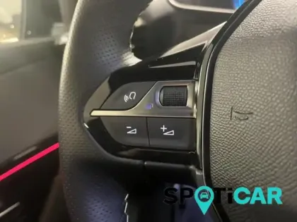 Photo 12 Peugeot 208  e- 136ch GT Pack