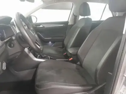 Photo 12 Volkswagen T-roc  1.5 TSI EVO 150ch Style DSG7