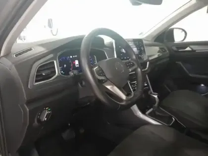 Photo 11 Volkswagen T-roc  1.5 TSI EVO 150ch Style DSG7