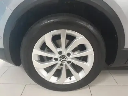 Photo 7 Volkswagen T-roc  1.5 TSI EVO 150ch Style DSG7