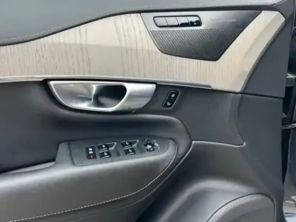 Photo 14 Volvo Xc90  T8 AWD 310 + 145ch Ultimate Style Dark Geartronic