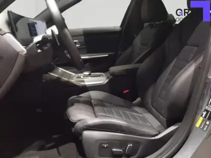 Photo 6 BMW Serie 3 Série 3 Touring 330eA xDrive 292ch M Sport