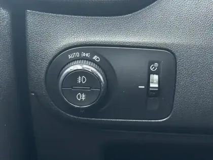 Photo 12 Opel Crossland  1.2 Turbo 130ch  Ultimate BVA