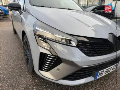 Photo 12 Renault Clio  1.6 E-Tech 145ch full hybrid esprit Alpine - 25