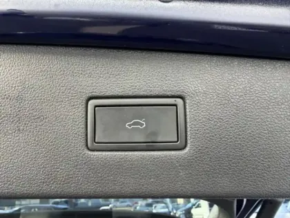 Photo 6 Volkswagen Tiguan allspace  2.0 TDI 150ch R-Line DSG7