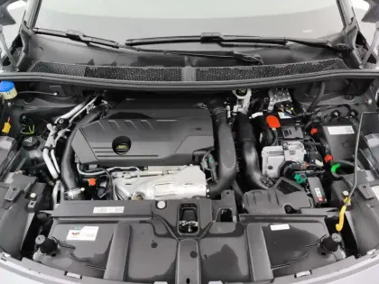 Photo 26 Peugeot 3008  Hybrid 180 e-EAT8