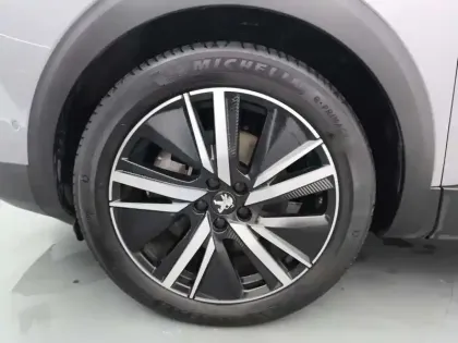 Photo 8 Peugeot 3008  Hybrid 180 e-EAT8