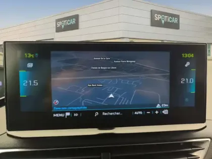 Photo 16 Peugeot 3008  Hybrid 180 e-EAT8