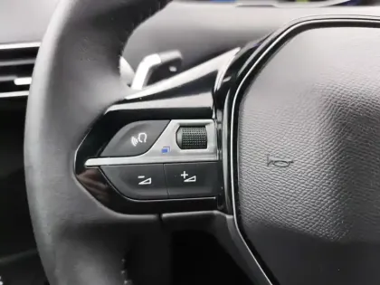 Photo 22 Peugeot 3008  Hybrid 180 e-EAT8