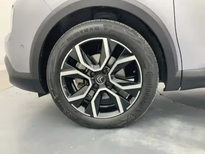 Photo 8 Citroën C4 e- 136 ch Automatique