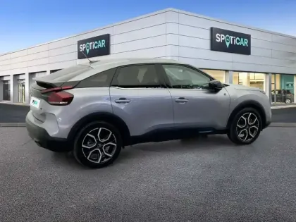 Photo 28 Citroën C4 e- 136 ch Automatique