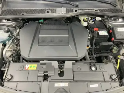 Photo 26 Citroën C4 e- 136 ch Automatique