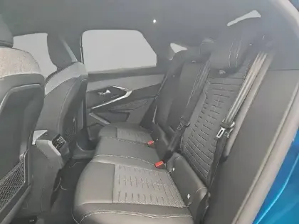 Photo 11 Peugeot 3008  Hybrid 145 e-DCS6