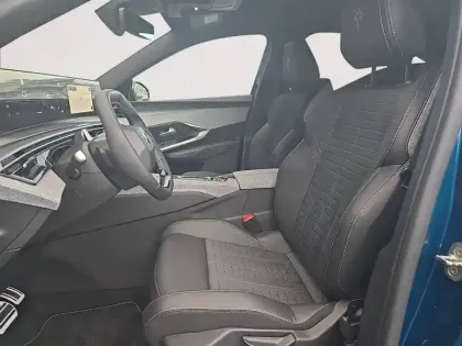 Photo 10 Peugeot 3008  Hybrid 145 e-DCS6