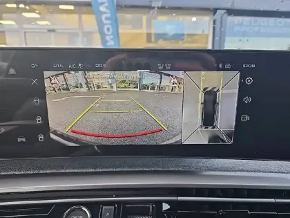 Photo 18 Peugeot 3008  Hybrid 145 e-DCS6
