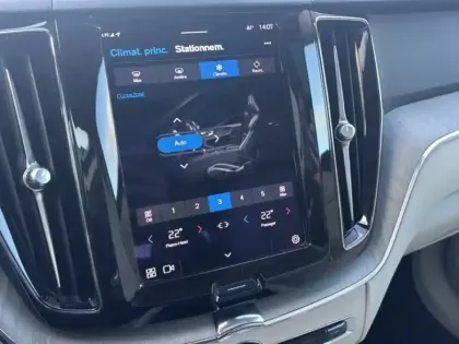 Photo 23 Volvo Xc60  T6 Recharge AWD 253 ch + 145 ch Geartronic 8