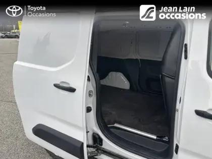 Photo 17 Toyota Proace  CITY MEDIUM 1.2L 110 VVT-i BVM6