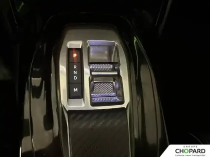 Photo 18 Peugeot 2008  Hybrid 136 e-DCS6