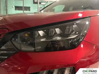 Photo 24 Peugeot 2008  Hybrid 136 e-DCS6