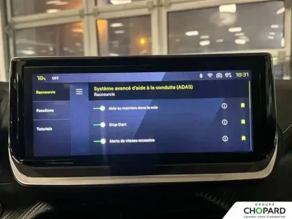 Photo 19 Peugeot 2008  Hybrid 136 e-DCS6