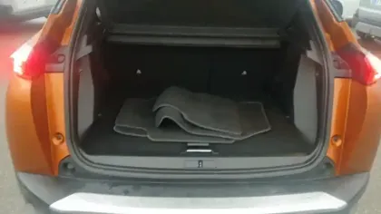 Photo 74 Peugeot 2008  PureTech 130 S&S EAT8