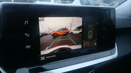 Photo 84 Peugeot 2008  PureTech 130 S&S EAT8