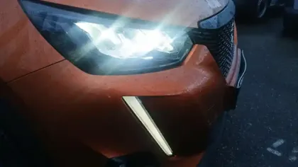 Photo 32 Peugeot 2008  PureTech 130 S&S EAT8