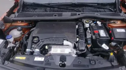 Photo 81 Peugeot 2008  PureTech 130 S&S EAT8